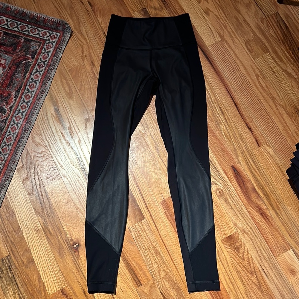 Lululemon black legging! Size 4